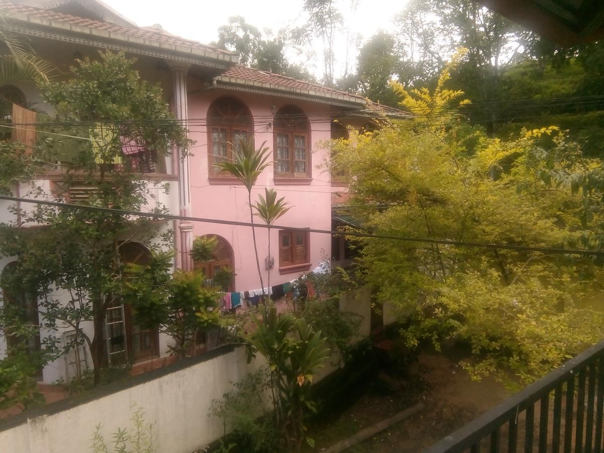 Trinish Homestay Hatton Esterno foto